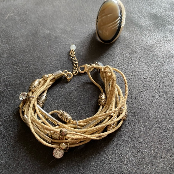 Bracelet and ring set - Picture 1 of 2